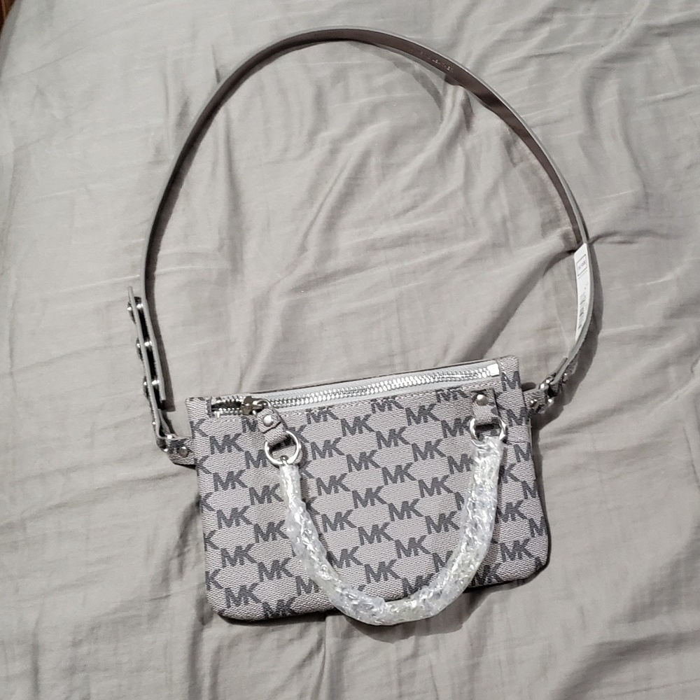 Fanny pack